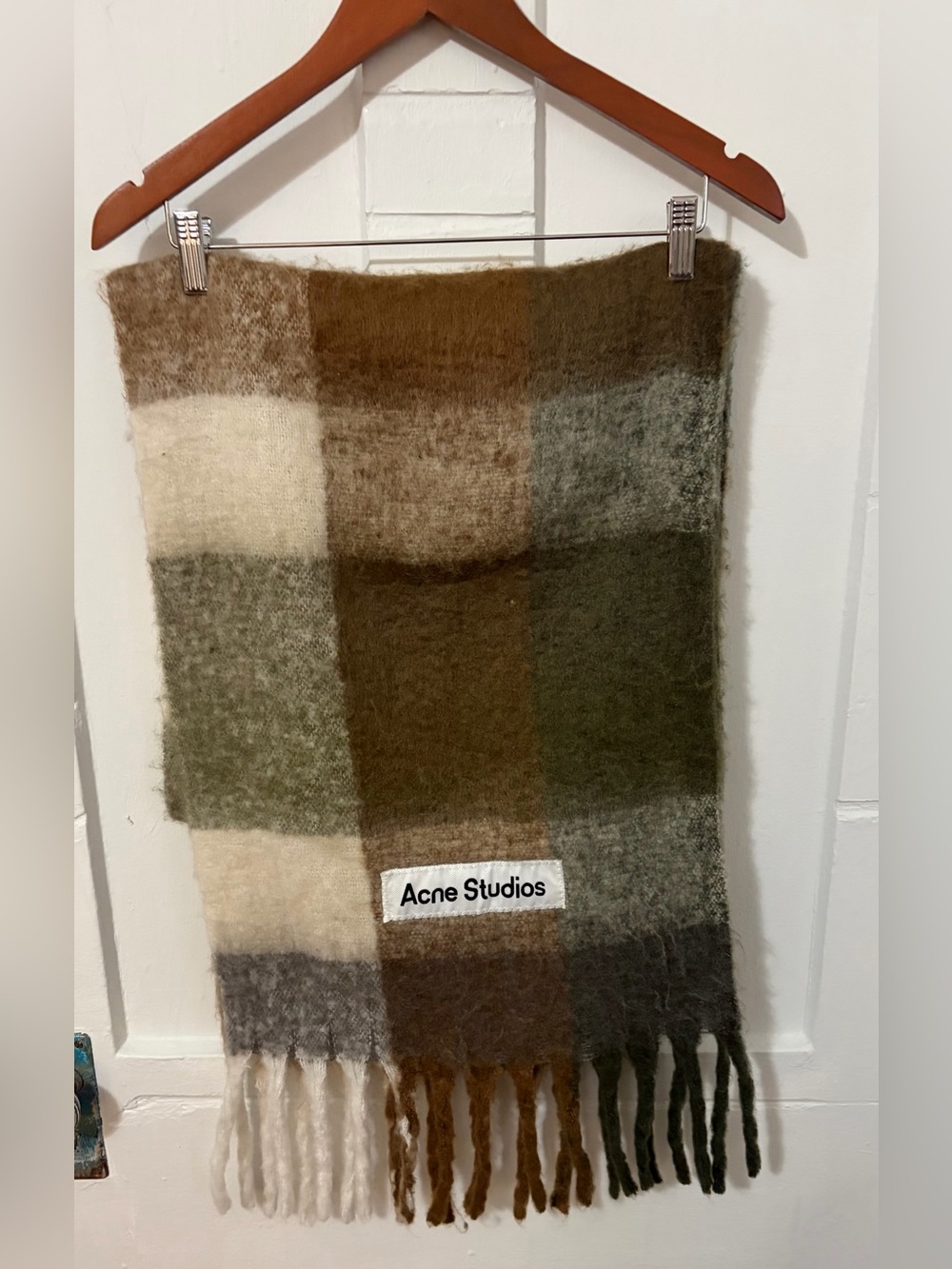 ACNE STUDIOS
Brown Mohair Checked Scarf - Picture 2 of 3